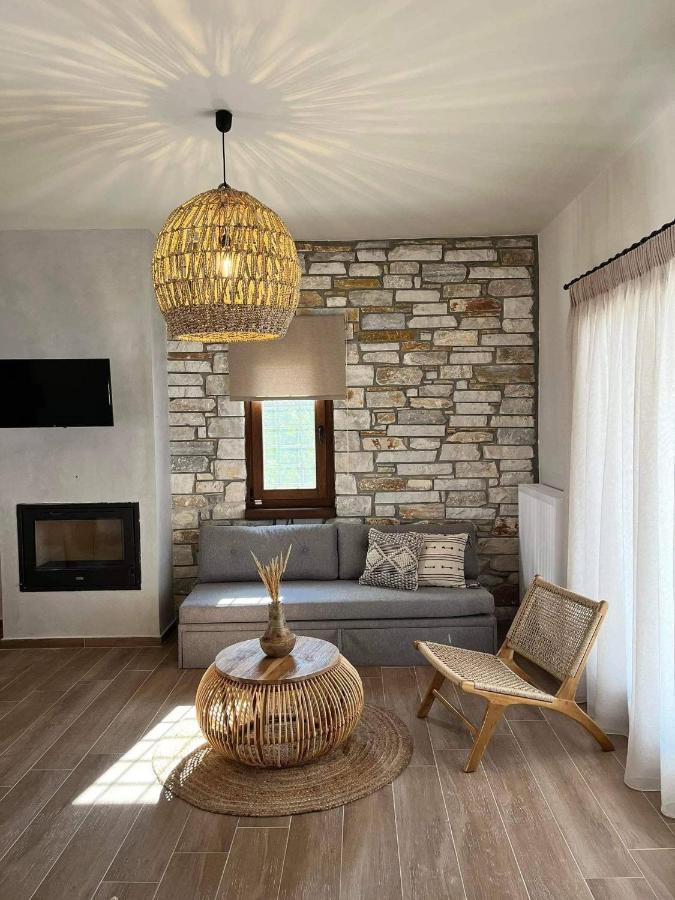 Peri Elxis Luxury Suites Mourésion Buitenkant foto