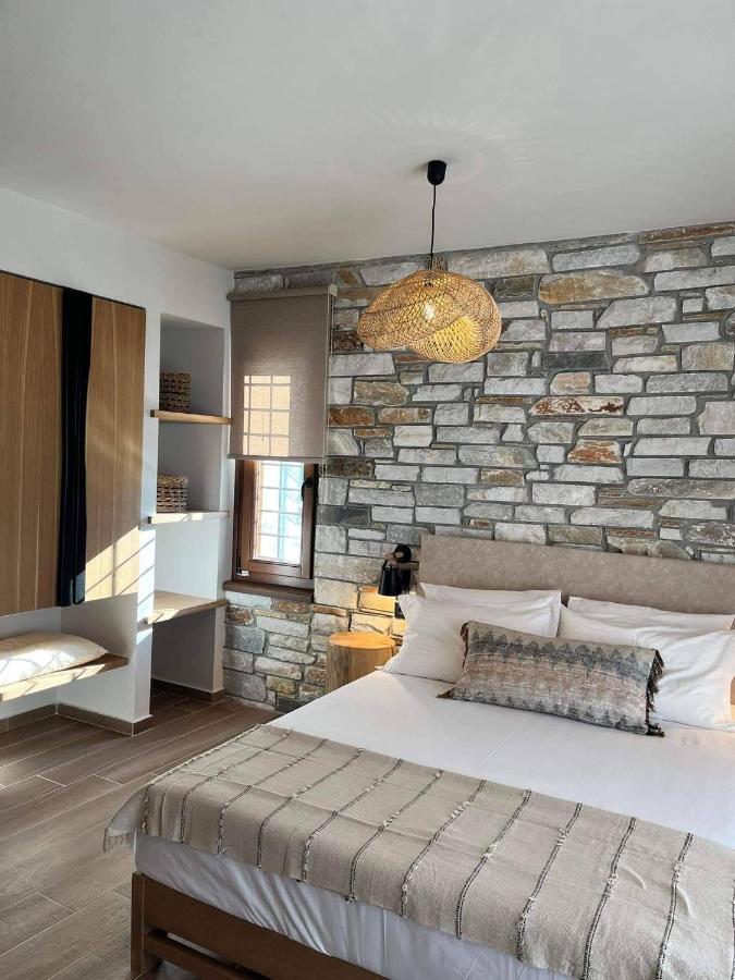 Peri Elxis Luxury Suites Mourésion Buitenkant foto