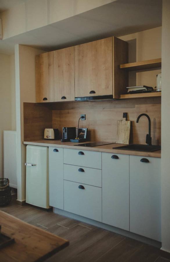 Peri Elxis Luxury Suites Mourésion Buitenkant foto